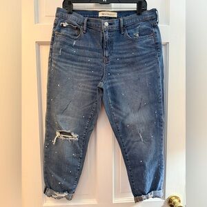 Women's Gap Best Girlfriend Distressed Blue Jeans w/Paint Splatter. Size 31.